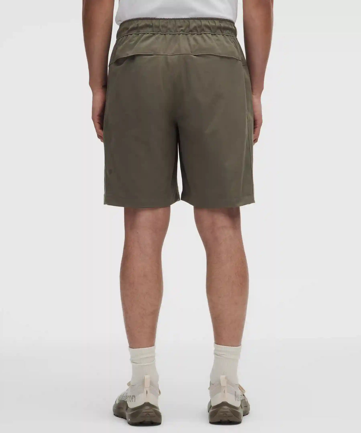 Unshaken Relaxed Pull-On Short 9"