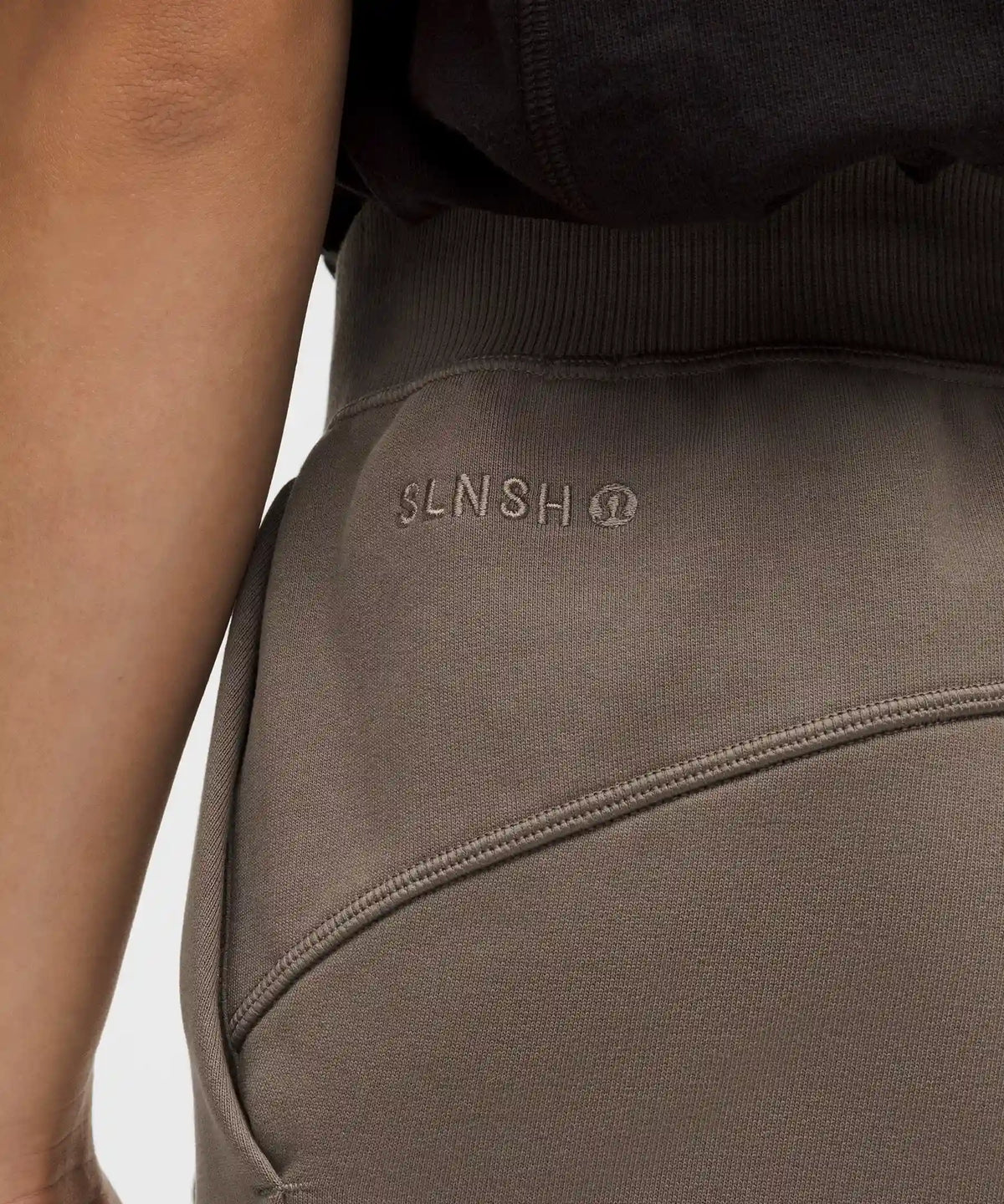 Cotton Fleece Mid-Rise Straight-Leg Pant *SLNSH Collection