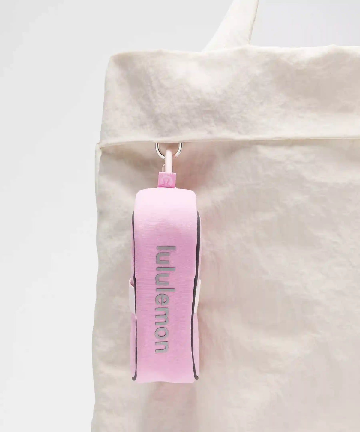 Clippable Nano Golf Pouch