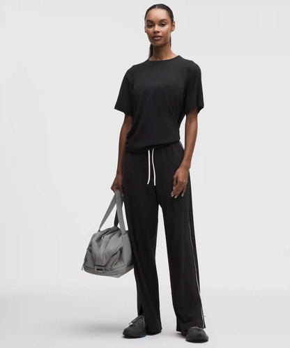 Swiftly Relaxed Short-Sleeve Shirt Hip Length *Logo