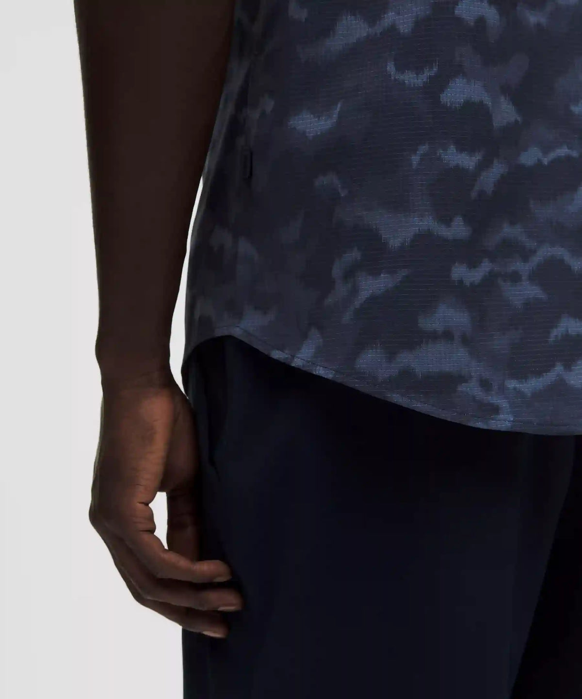Airing Easy Short-Sleeve Shirt