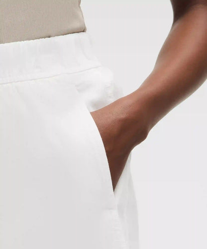 LuluLinen High-Rise Relaxed-Fit Short 7"