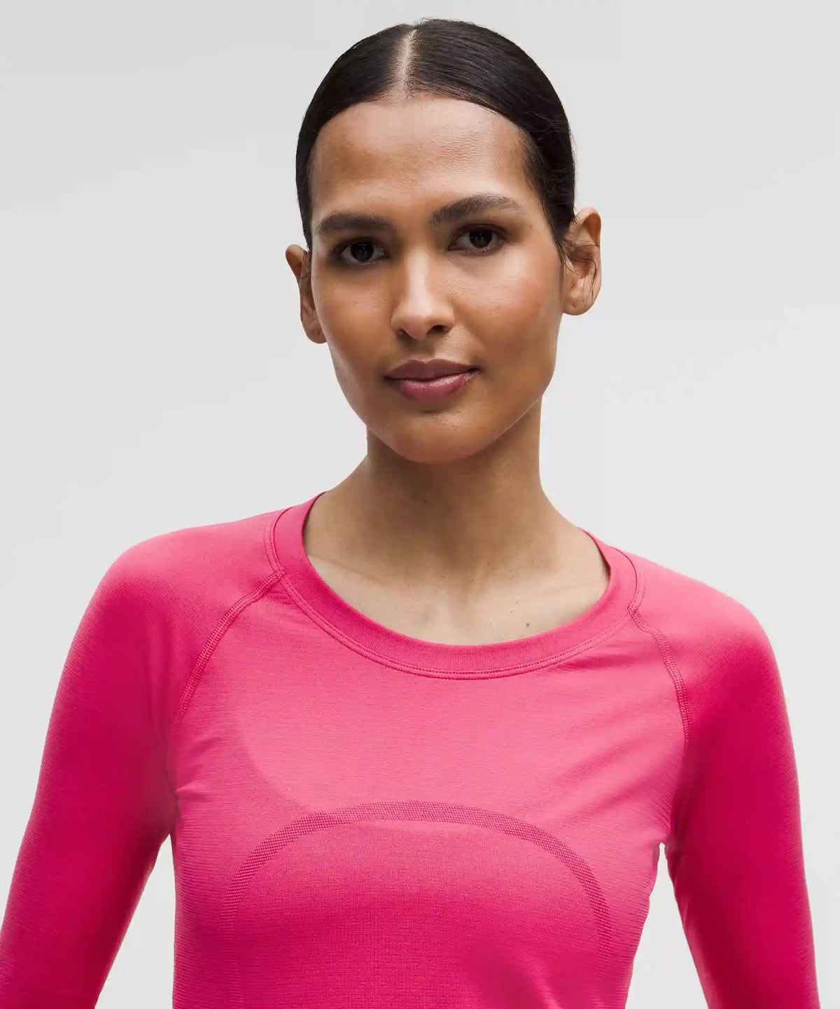 Swiftly Tech Long-Sleeve Shirt 2.0 *Hip Length