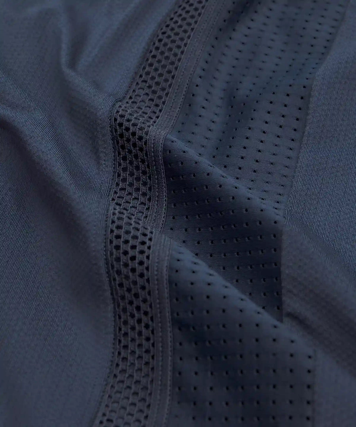 UV-Protective Mesh Panelled Tennis Shirt