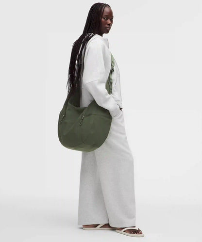 Extra-Large Slouchy Shoulder Bag 24L
