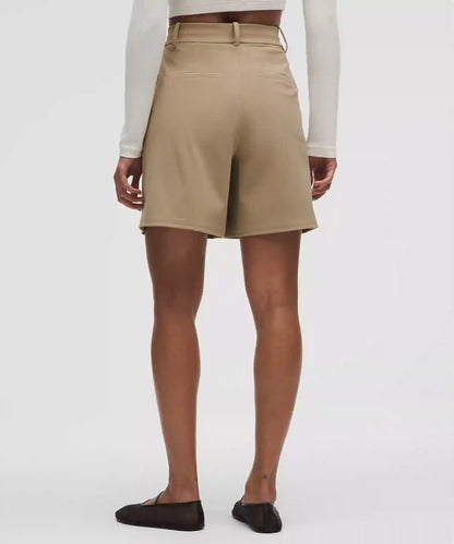 Daydrift Pleated High-Rise Short 7"
