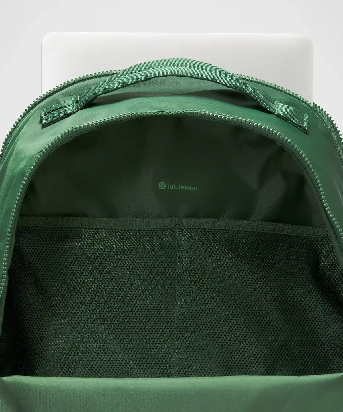 New Crew Backpack Large 30L
