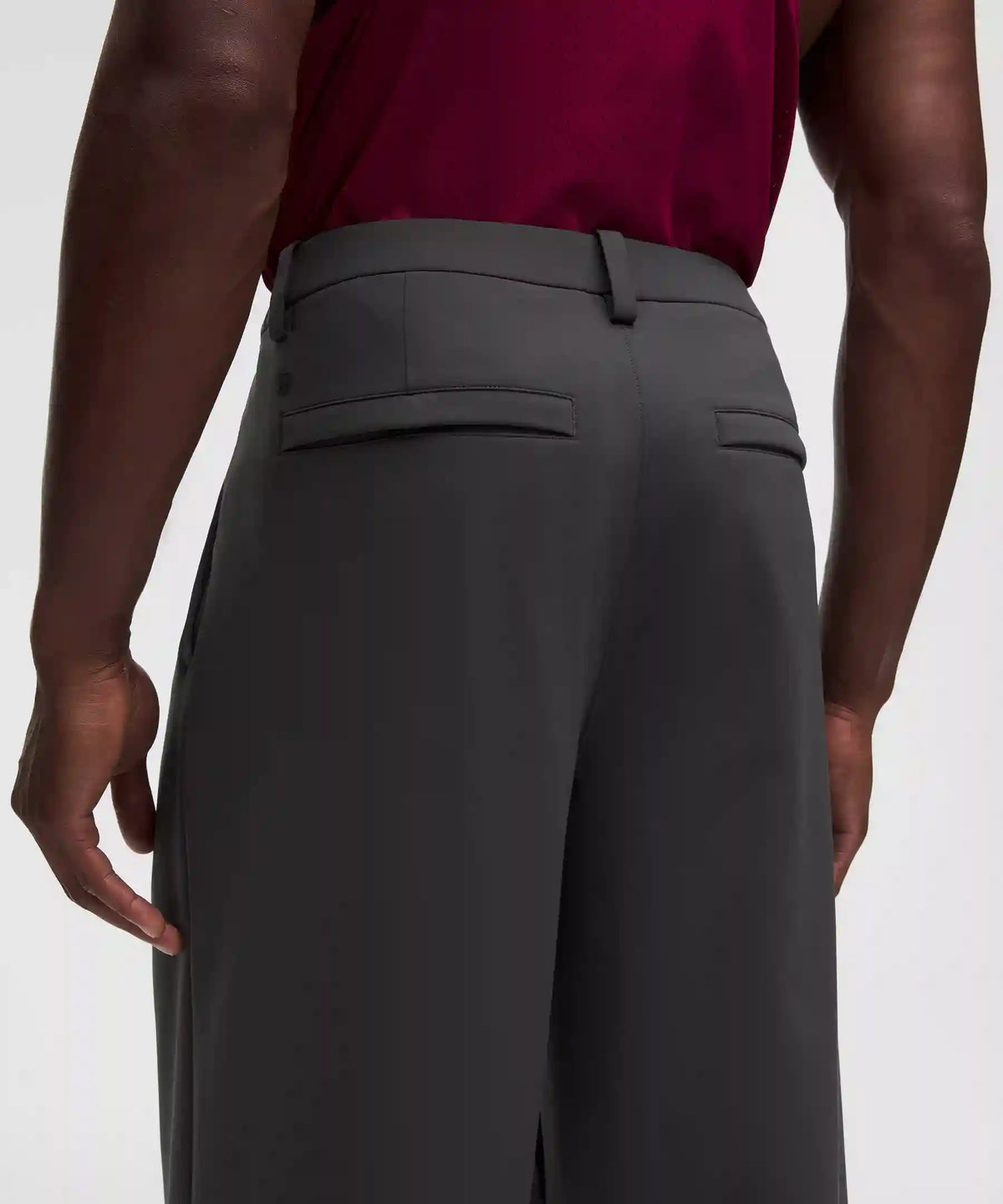 Men's Daydrift Relaxed-Fit Pleated Trouser *Regular