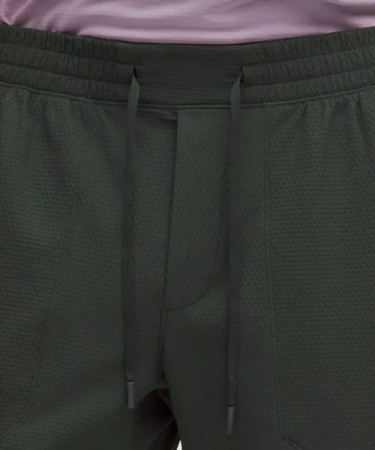 License to Train Textured Jogger *Regular