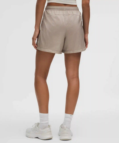 Lightweight Mid-Rise Active Short 5"