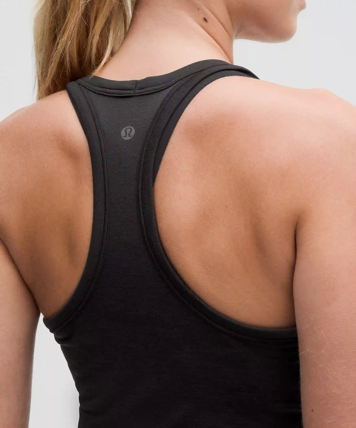 Swiftly Tech Cropped Racerback Tank Top 2.0