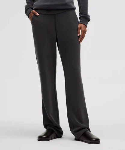 Softstreme High-Rise Straight-Leg Pant *Regular