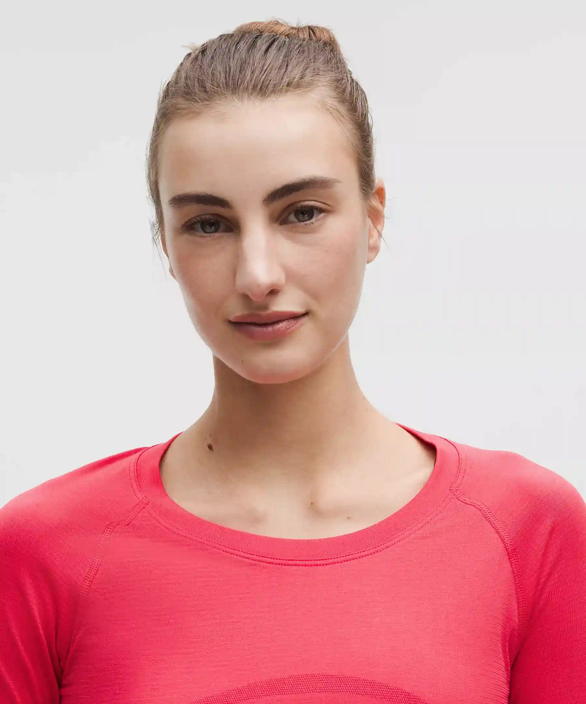 Swiftly Tech Long-Sleeve Shirt 2.0 *Hip Length