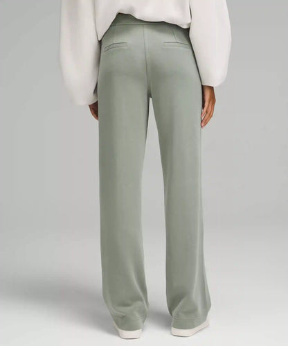 Softstreme Pintuck Mid-Rise Pant *Regular