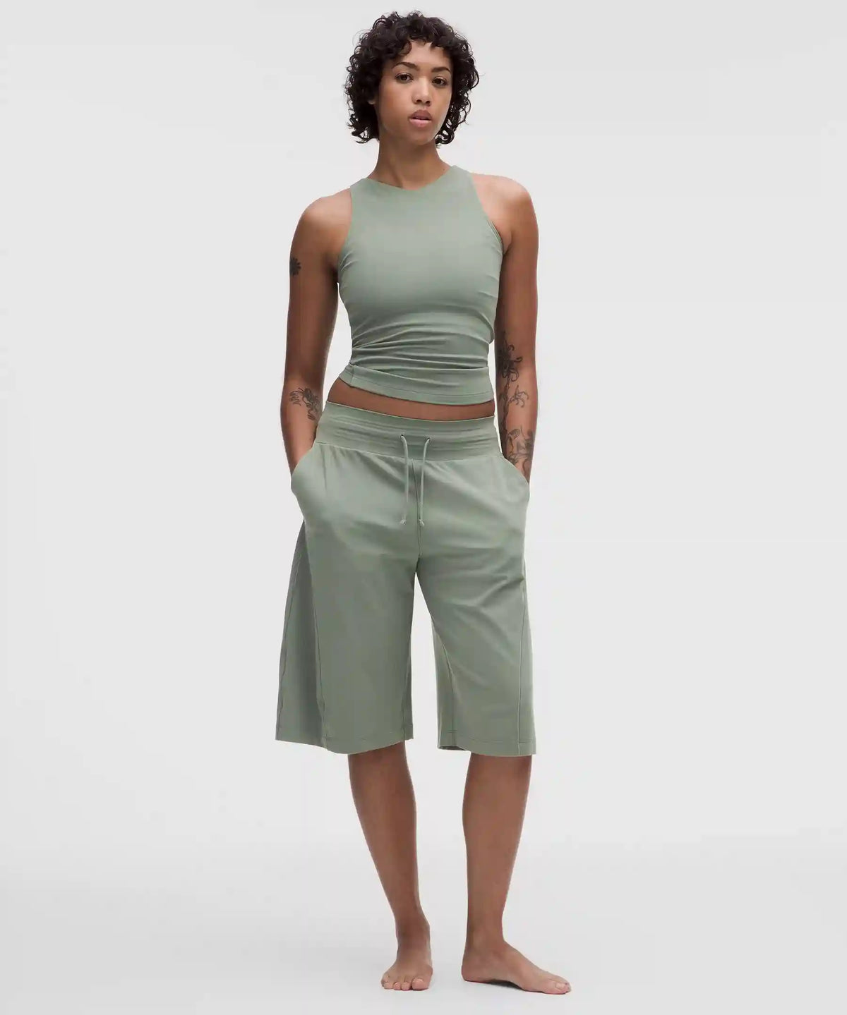 Groove Mid-Rise Relaxed Bermuda Short