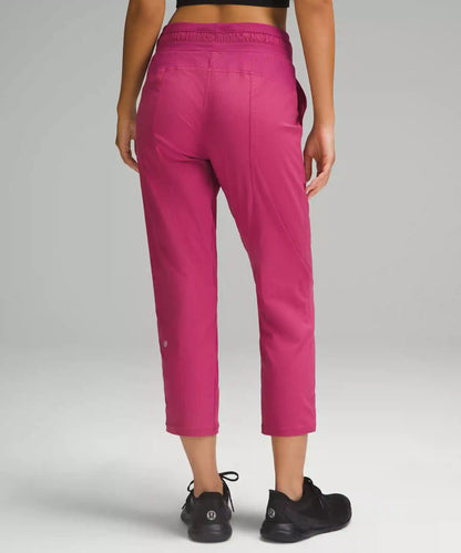 Dance Studio Mid-Rise Cropped Pant