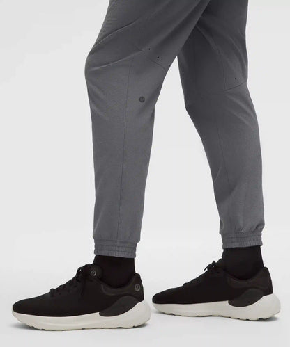 License to Train Textured Jogger *Regular