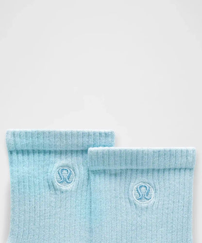 Unisex Daily Essential Quarter Socks