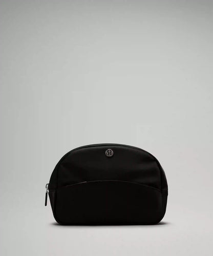 City Essentials Pouch 4L