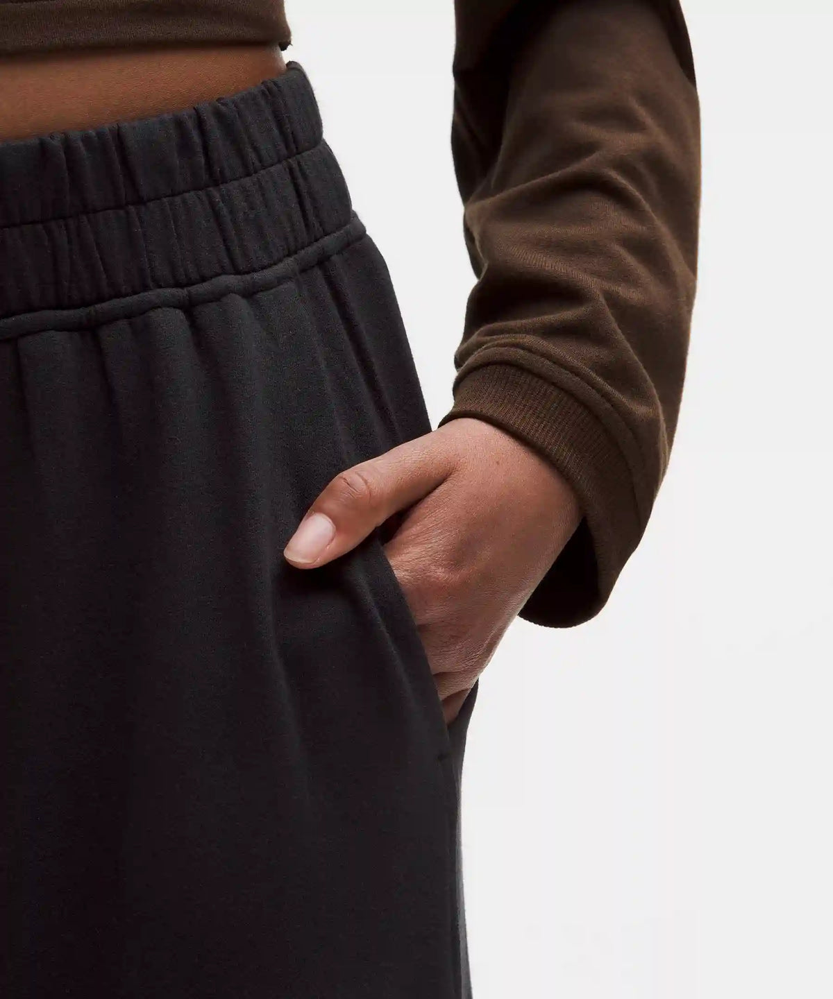 BeCalm Mid-Rise Wide-Leg Pant