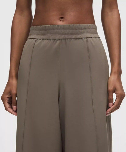 Breezily Mid-Rise Pant *Regular