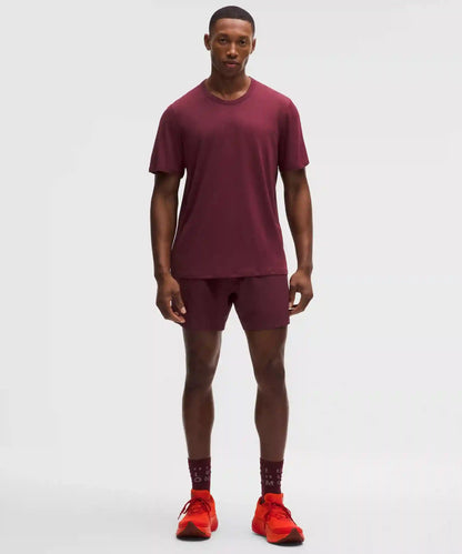 Men's Fast and Free Short-Sleeve Shirt *Perforated Stripe