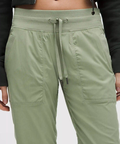 Dance Studio Mid-Rise Pant *Regular