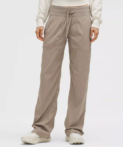 Dance Studio Mid-Rise Pant *Short