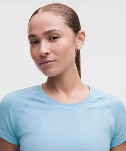 Swiftly Tech Short-Sleeve Shirt 2.0 *Waist Length