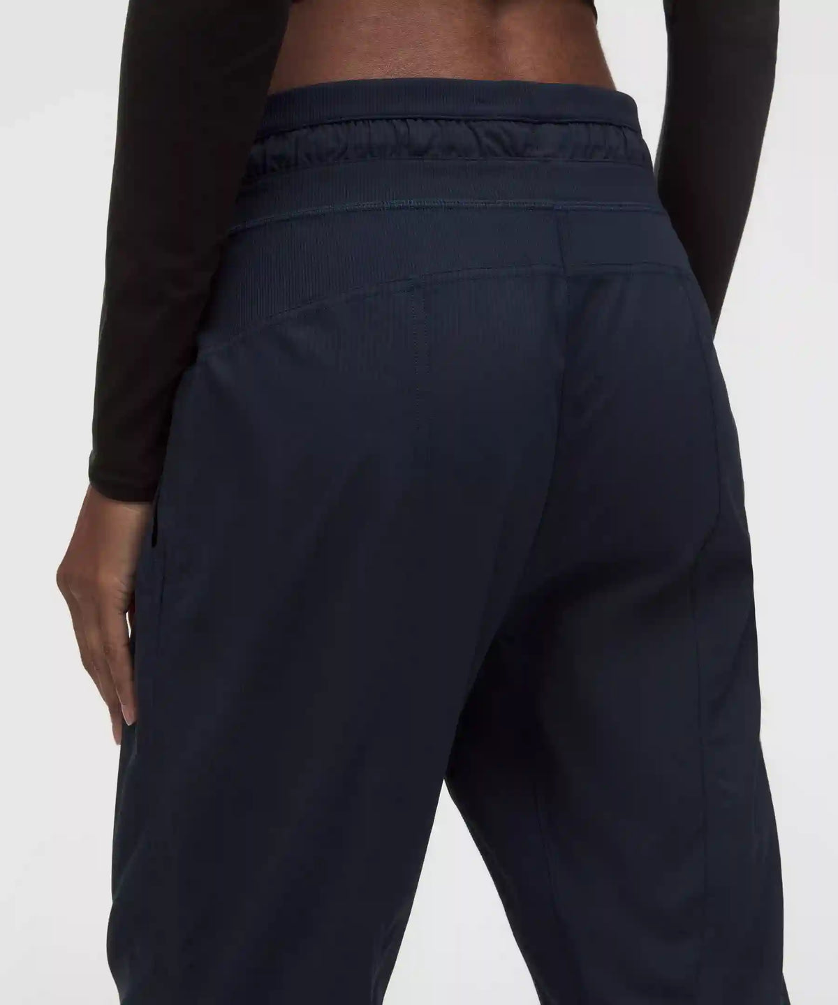 Dance Studio Mid-Rise Cropped Pant