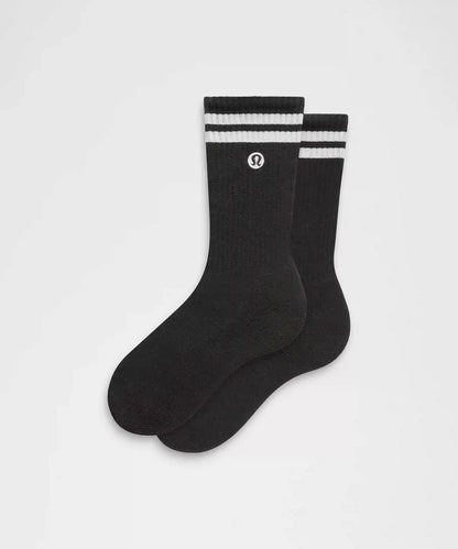 Unisex Daily Essential Crew Socks *Stripe