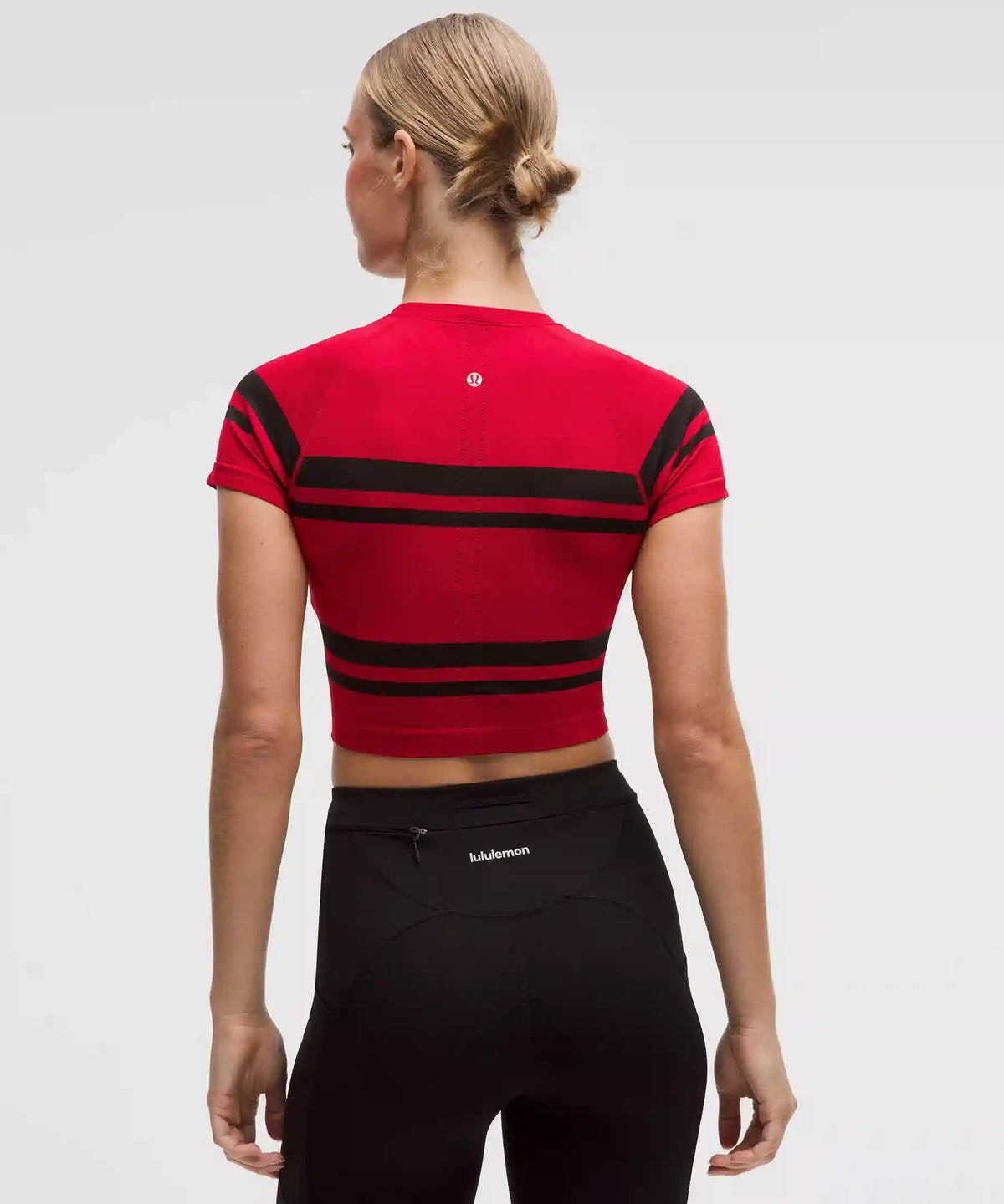 Swiftly Tech Cropped Short-Sleeve Shirt 2.0 *Stripe