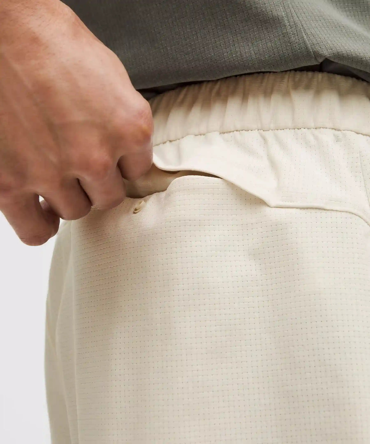 ABC WovenAir Pull-On Short 5"