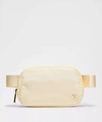 Everywhere Belt Bag with Long Strap 1L