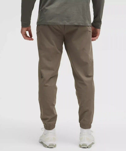 Zeroed In Classic-Fit Cargo Jogger *Regular