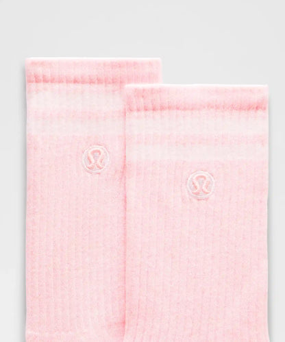 Unisex Daily Essential Crew Socks *Stripe