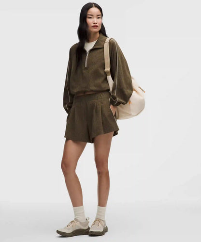 Seersucker WovenAir High-Rise Pleated Short 3.5"