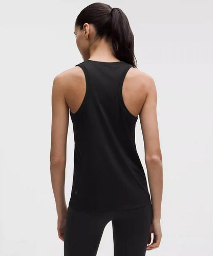 Fast and Free Singlet *Perforated Stripe