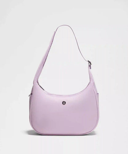 City Essentials Shoulder Bag 4L