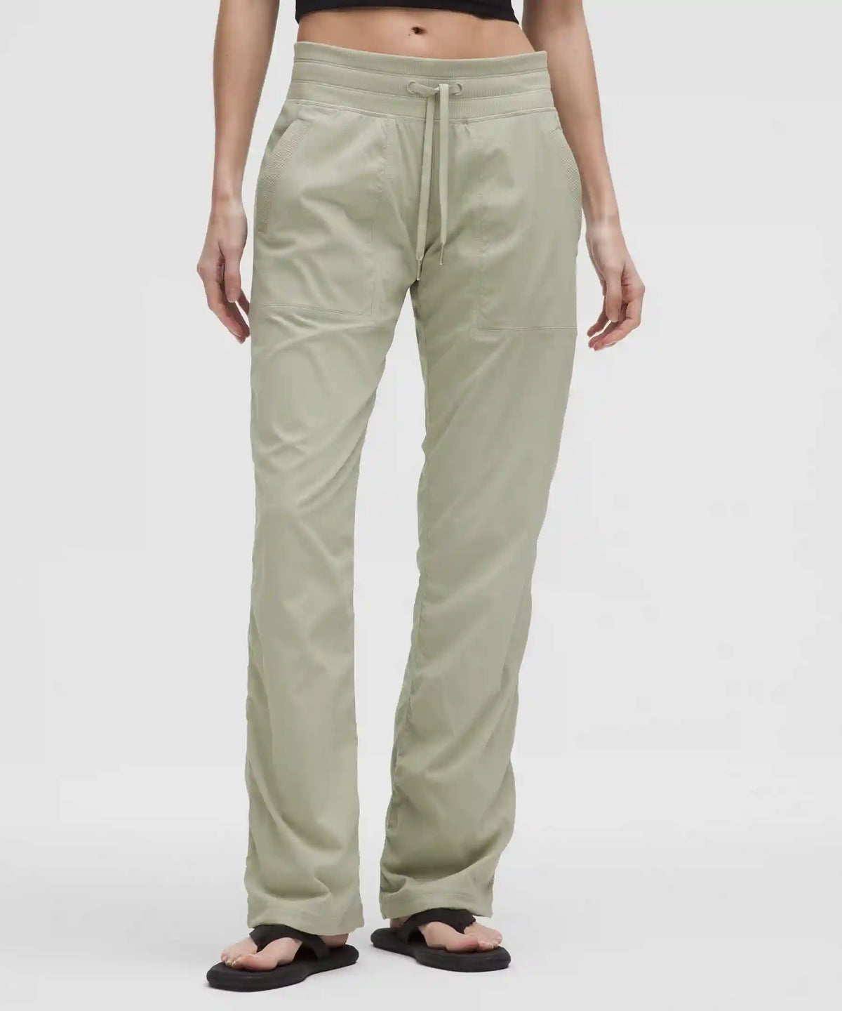 Dance Studio Mid-Rise Pant *Short