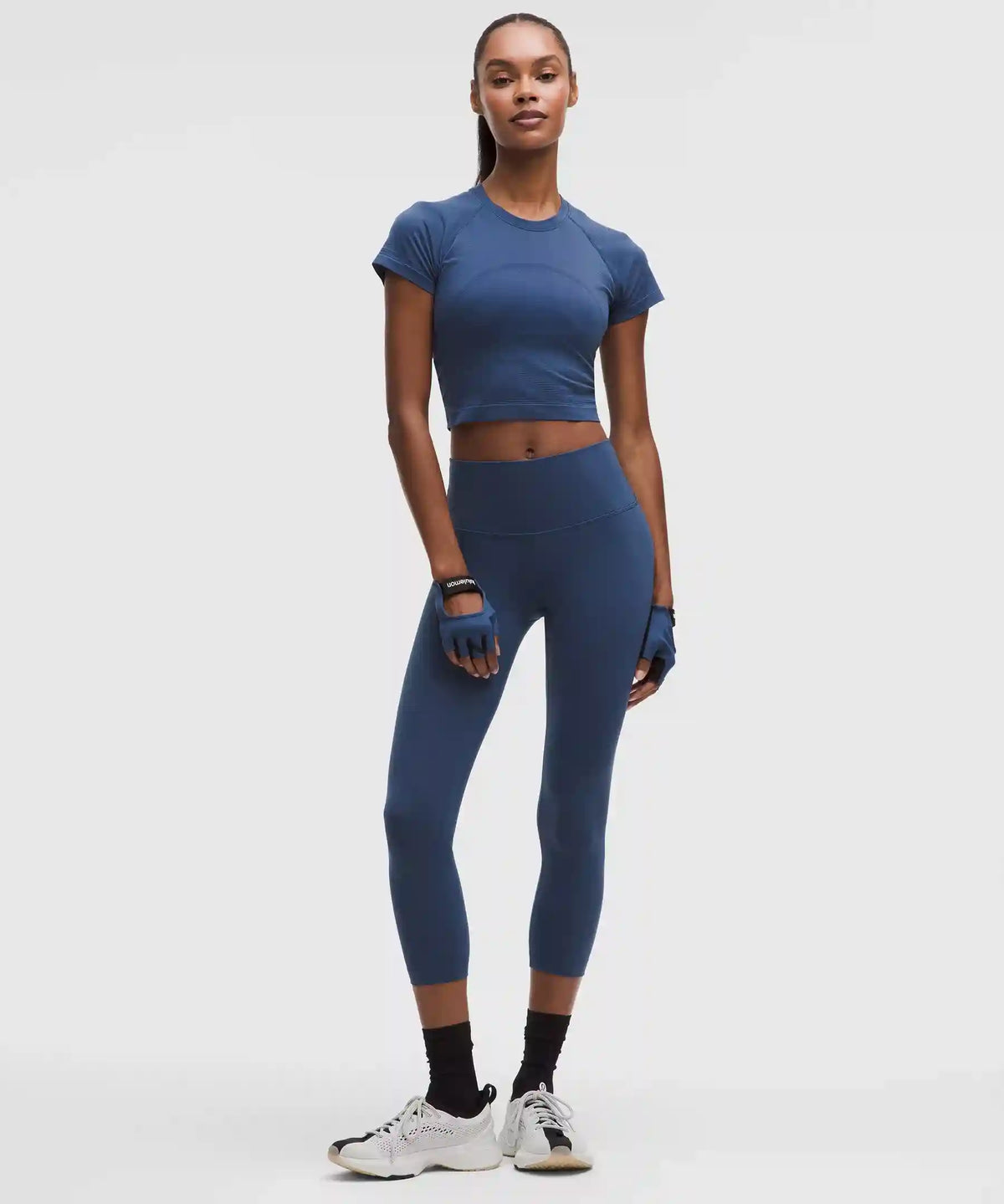 Swiftly Tech Cropped Short-Sleeve Shirt 2.0