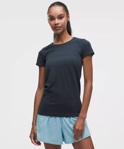 Swiftly Tech Short-Sleeve Shirt 2.0 *Hip Length