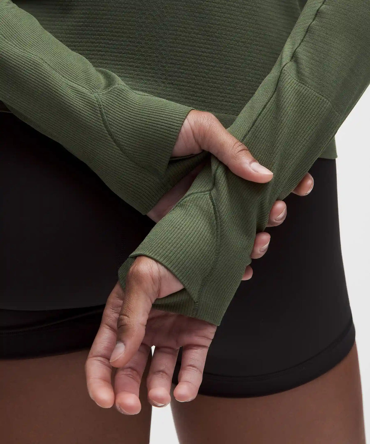 Swiftly Tech Long-Sleeve Shirt 2.0 *Waist Length