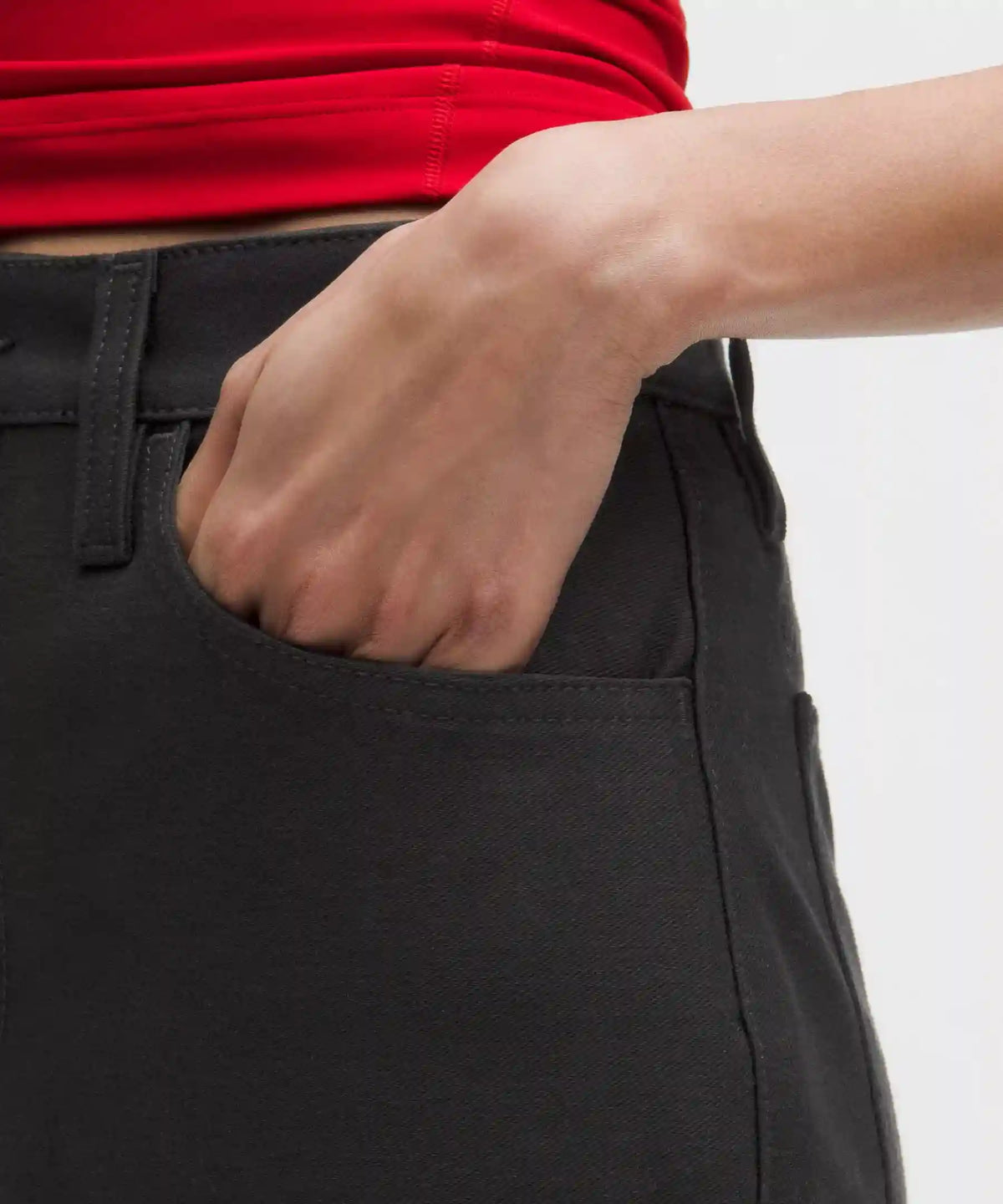 EasyFive High-Rise Subtle-Flare Pant *Regular