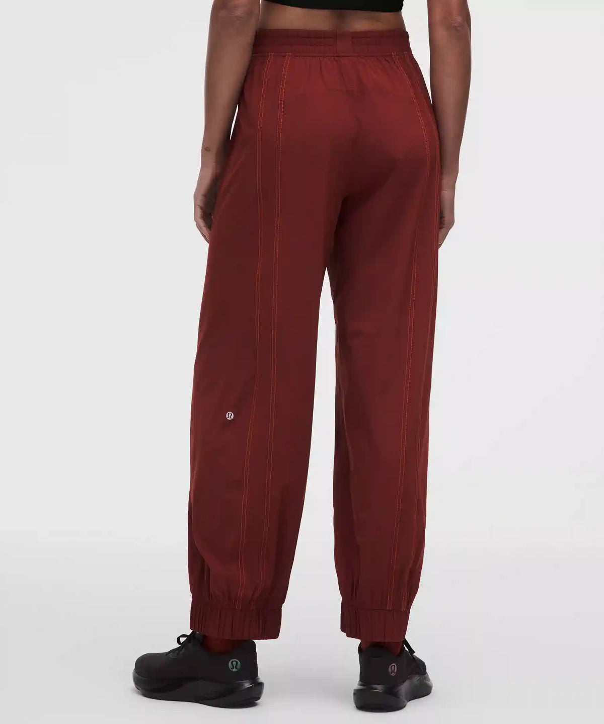 Define High-Rise Swift Jogger *Regular