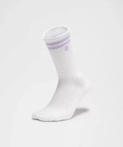 Unisex Daily Essential Crew Socks *Stripe