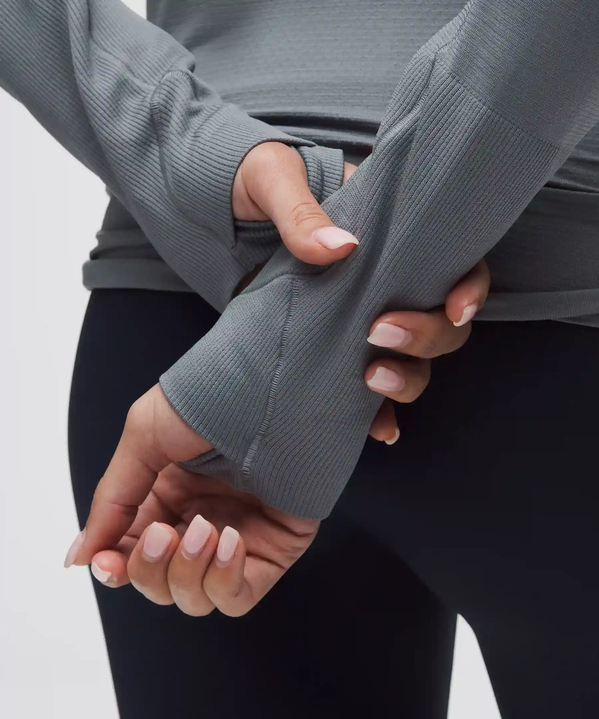 Swiftly Tech Long-Sleeve Shirt 2.0 *Hip Length