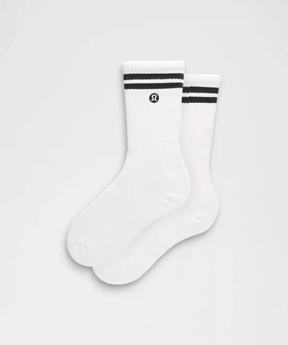 Unisex Daily Essential Crew Socks *Stripe
