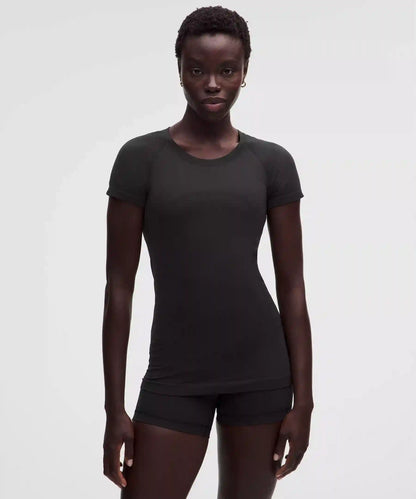 Swiftly Tech Short-Sleeve Shirt 2.0 *Hip Length