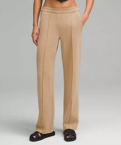 Softstreme Pintuck Mid-Rise Pant *Regular